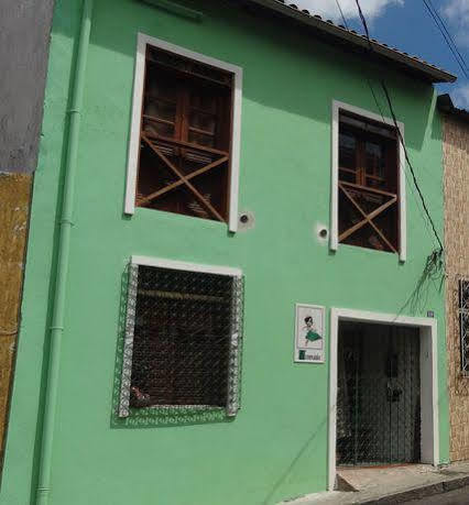 Acomodação com café da manhã  Esmeralda