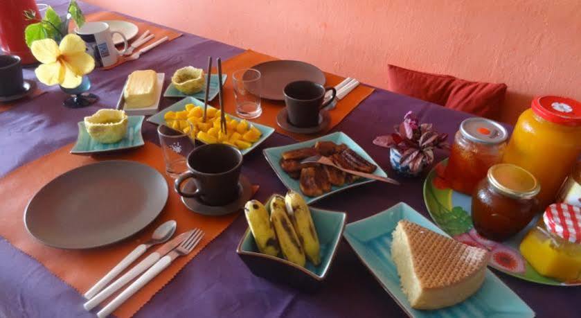 Acomodação com café da manhã  Esmeralda 2*
